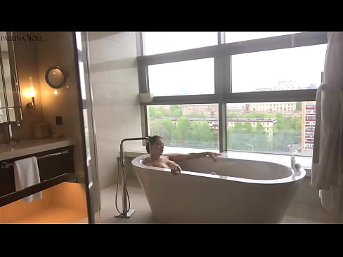 ❤️ Enorm babe som passionerat runkar av sin fitta i badrummet Porno at sv.hentaiteca.ru ❌❤